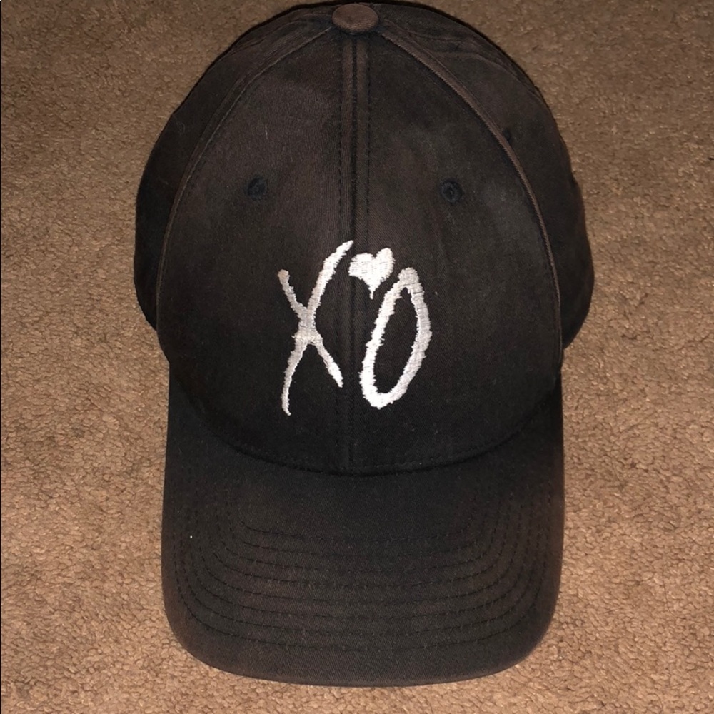 XO the weeknd cap